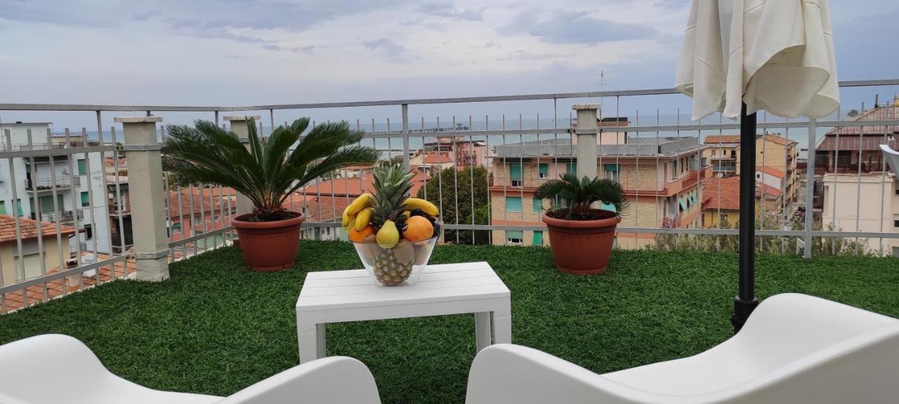 La Terrazza Apartment Falconara Marittima Ngoại thất bức ảnh